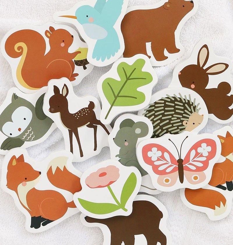 A little Lovely Company Badespielzeug Waldfreunde - Sausebrause Shop