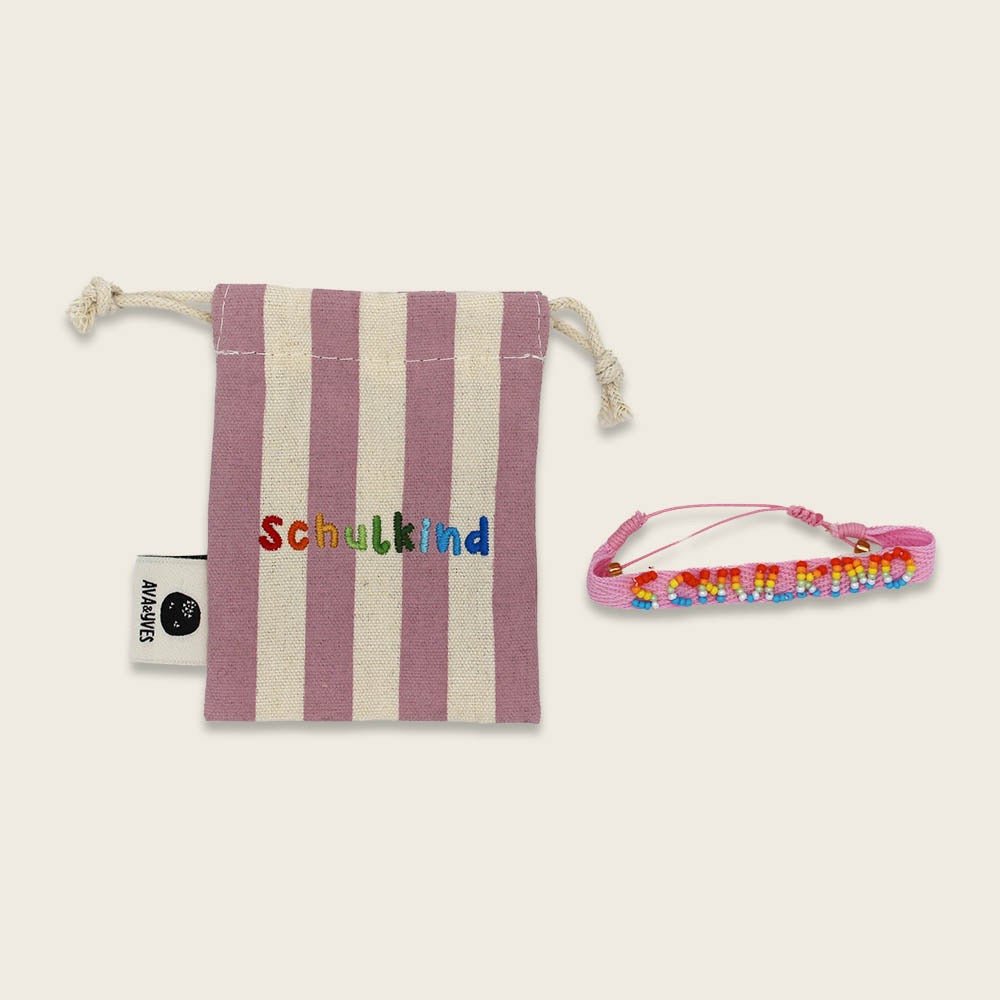 Ava & Yves Gewebtes Armband mit handgearbeiteter Stickerei Schulkind in rosa mit Säckchen dunkles rosé/weiß - Sausebrause Shop