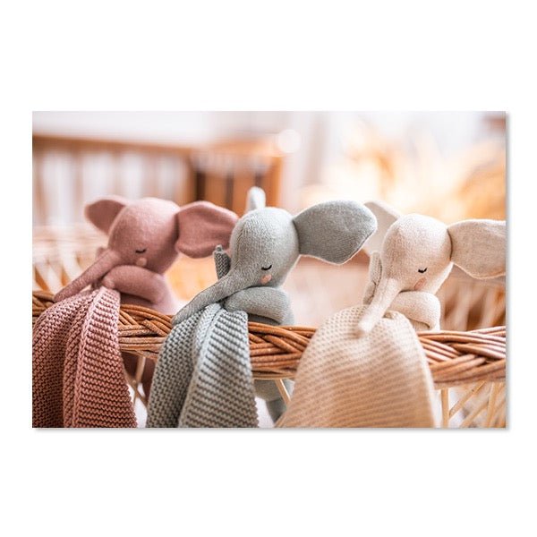 Ava & Yves Kuscheltuch mit großem Elefant dull blue - Sausebrause Shop