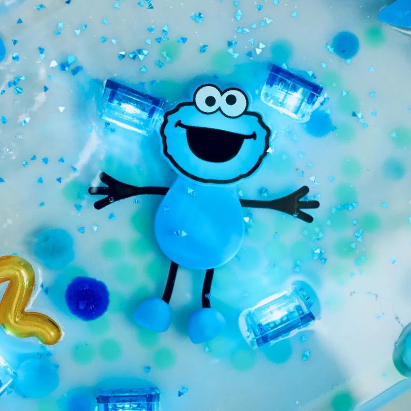 Cookie Monster Glo Pal Leuchtfigur Wasseraktiviertes Badespielzeug - Sausebrause Shop