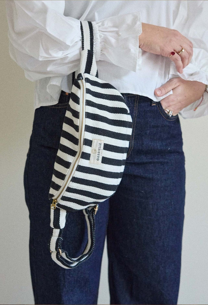 Gabrielle Paris Waist Bag „Rayures Noires“ – Baumwolltasche mit Streifen - Sausebrause Shop