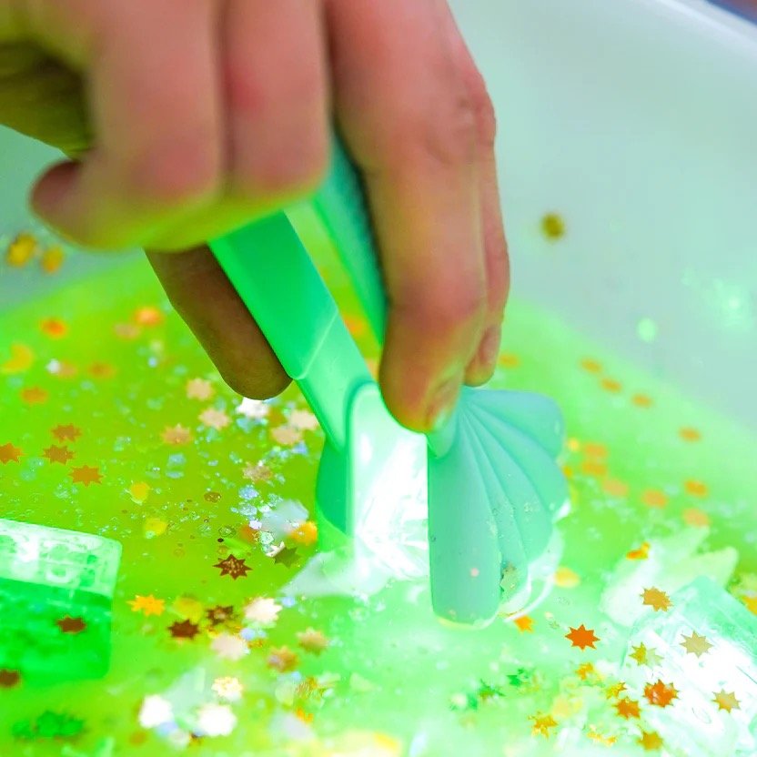Glo Pals leuchtendes Badespielzeug Pippa Grün - Sausebrause Shop