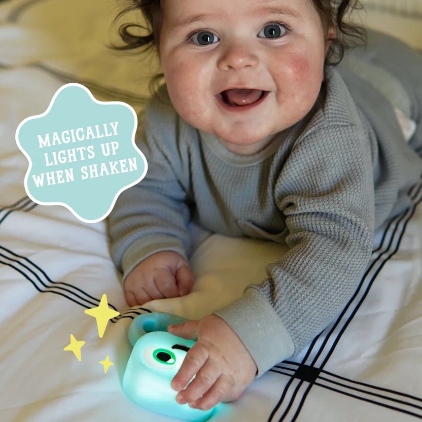 Glo Pals Light - Up Rattle Wasserleucht - Rassel Baby ab 6 Monate - Sausebrause Shop