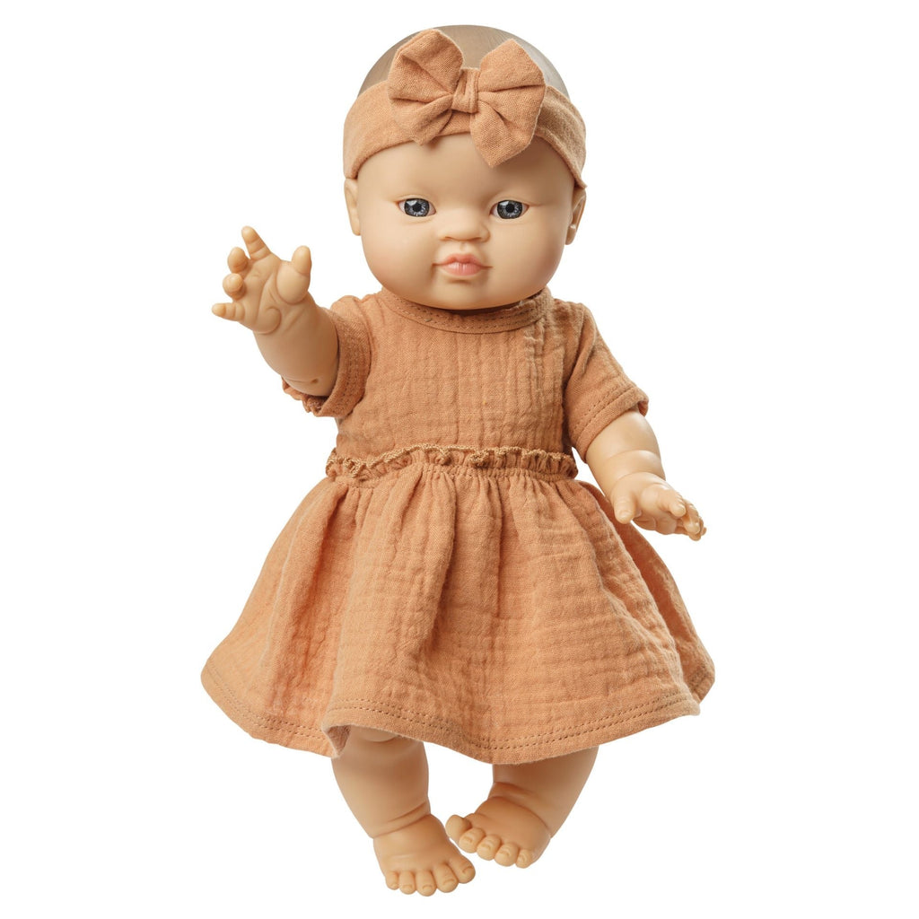 Heless Musselin Puppenkleid mit Rüschen & Haarband karamell - Sausebrause Shop