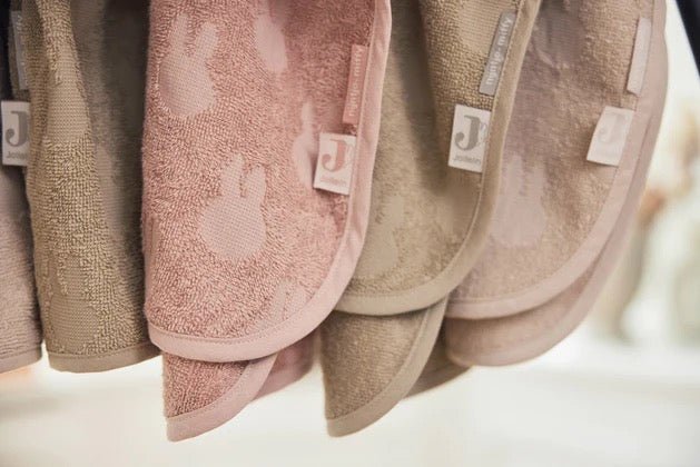 Jollein Badeponcho Frottee Miffy Jacquard Wild Rose - Sausebrause Shop