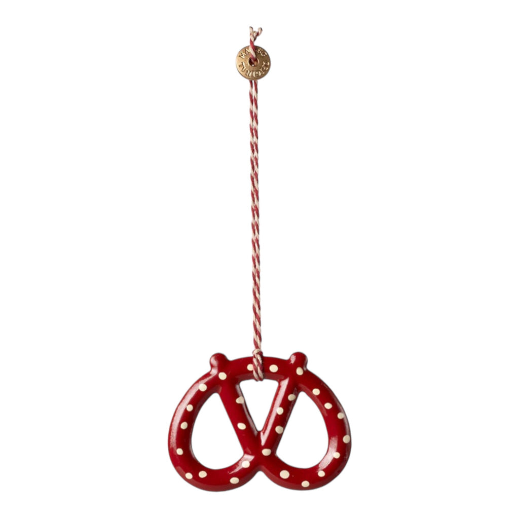 Maileg Anhänger Metallornament Brezel gepunktet Kollektion 2024 - Sausebrause Shop