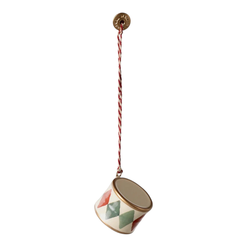 Maileg Metallornament Kleine Trommel klassisches Grün - Sausebrause Shop