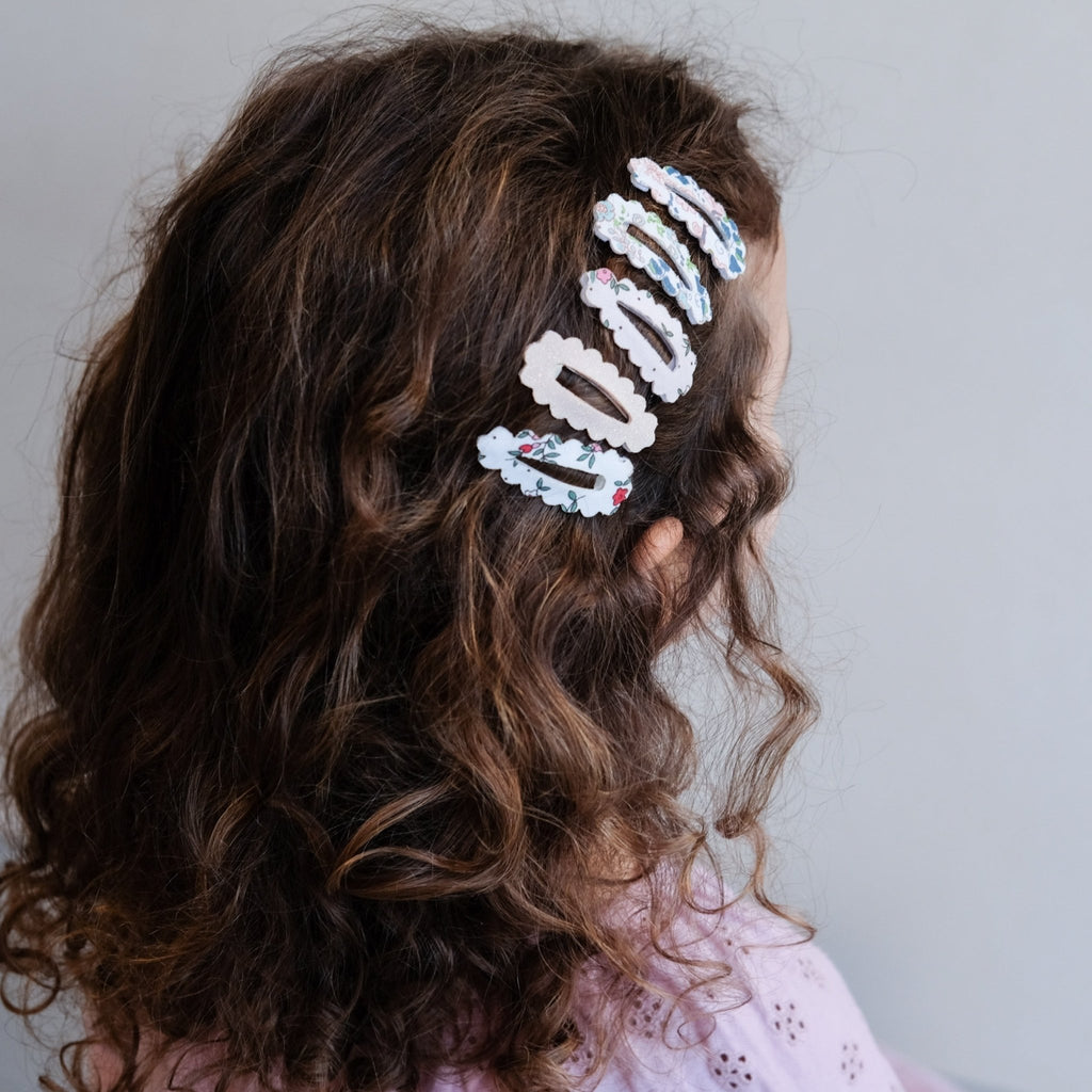 Mimi & Lula Scalloped floral mini clic clacs - Sausebrause Shop