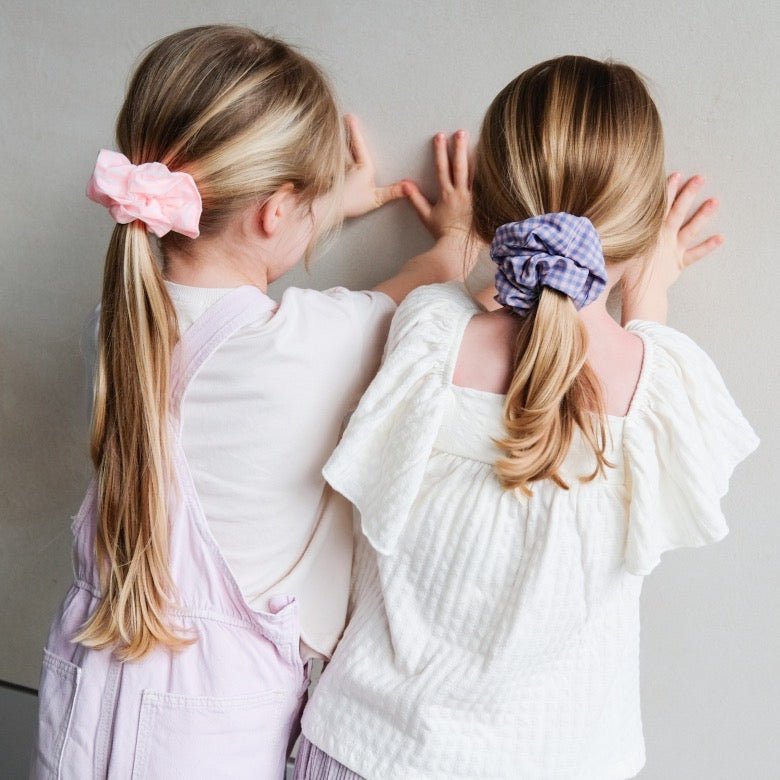 Mimi & Lula Scrunchie Blau - Rosa kariert - Sausebrause Shop