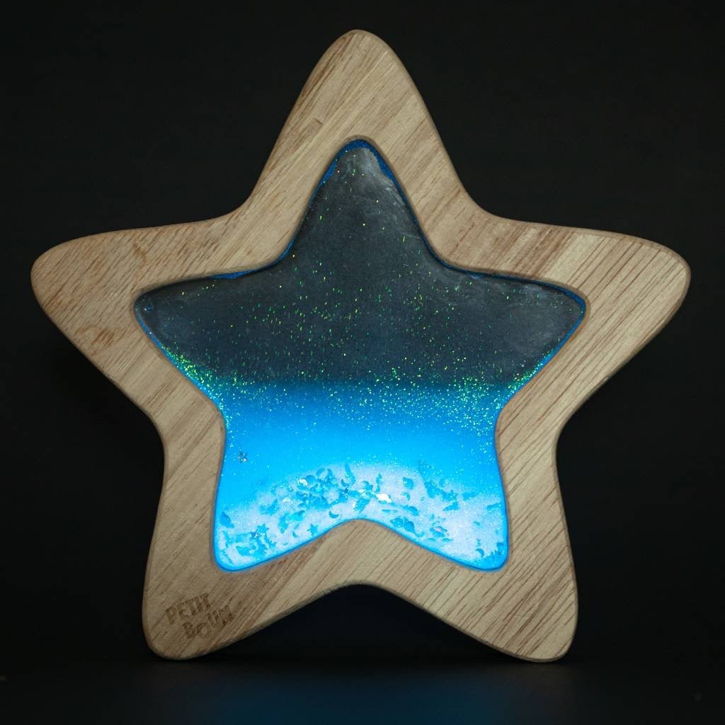 Petit Boum Flow Star – Sinnes - Stern aus Holz mit Glitzer & Leuchteffekt - Sausebrause Shop