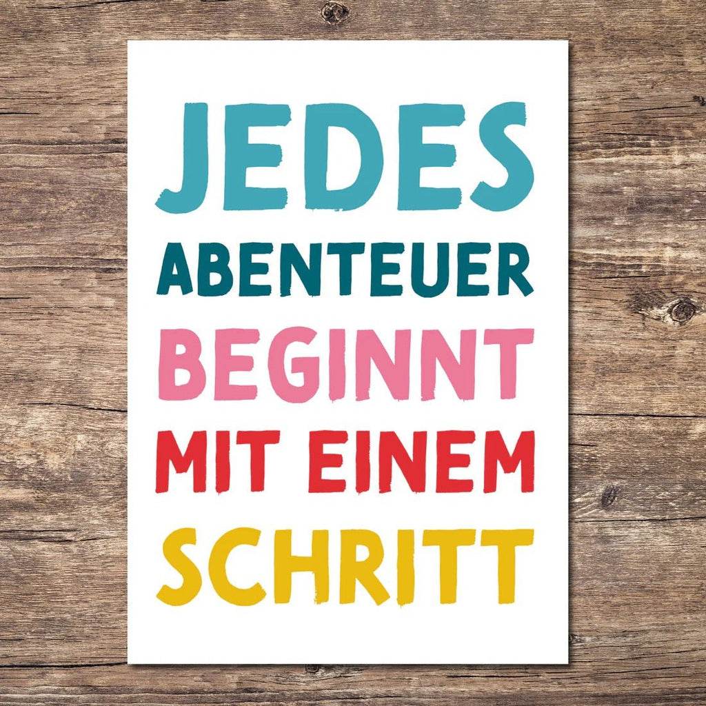 Rüsselfuchs Postkarte „Jedes Abenteuer beginnt mit einem Schritt“ – Mutmacherkarte DIN A6 - Sausebrause Shop