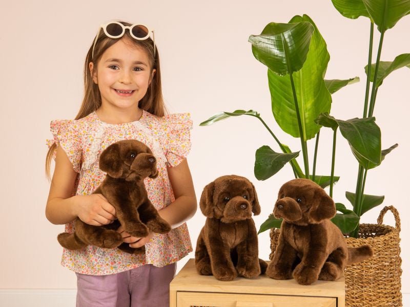Teddy Hermann Labrador sitzend dunkelbraun 25 cm - Sausebrause Shop