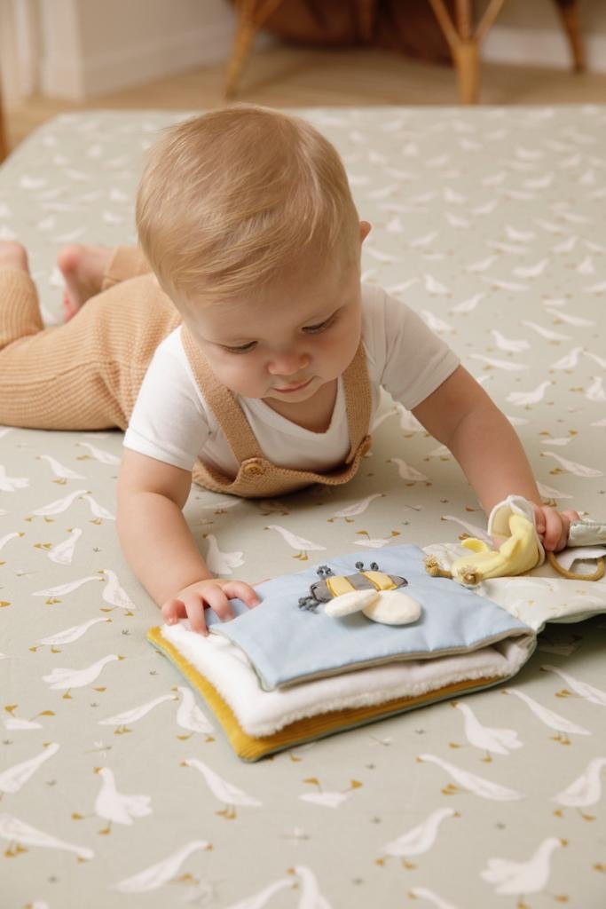 LITTLE DUTCH STOFFBUCH MIT AKTIVITÄTEN // LITTLE GOOSE - Sausebrause Shop
